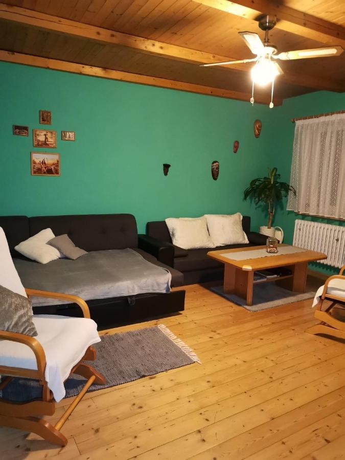 Ferienwohnung Prazdninovy Byt Arin Jáchymov Exterior foto