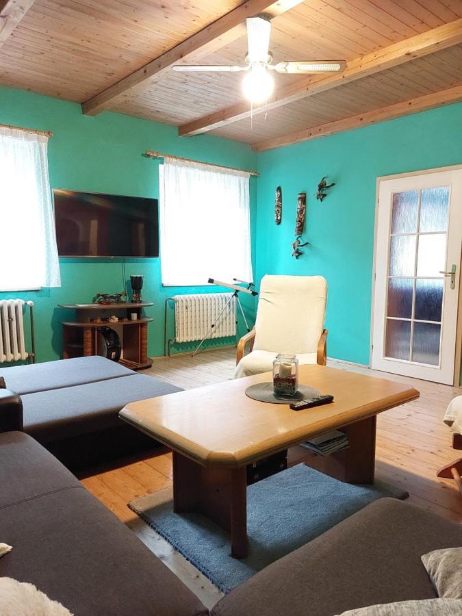 Ferienwohnung Prazdninovy Byt Arin Jáchymov Exterior foto