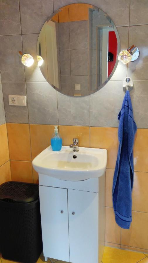 Ferienwohnung Prazdninovy Byt Arin Jáchymov Exterior foto